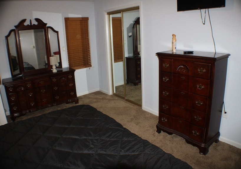 Navarre Beach Escape-pet & Family Friendly - Navarre, FL