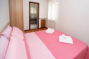 1 soveværelse, strygejern/strygebræt, Wi-Fi, sengetøj