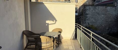 Quarto casal superior, sacada | Terraço/pátio