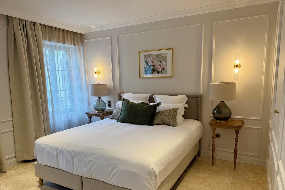 Phòng đôi Deluxe | Két bảo mật tại ph òng, phòng cách âm 
