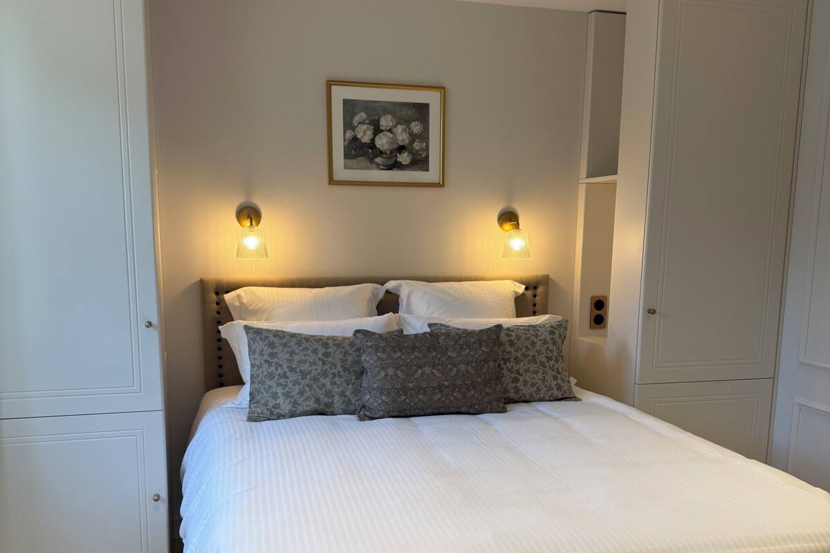 Classic Double Room | In-room safe, soundproofing, free WiFi