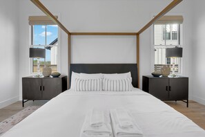 4 chambres, fer et planche à repasser, Wi-Fi, draps fournis