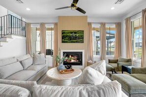 TV connectée, cheminée