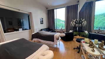 Espace de soins pour les couples, sauna, bain à remous, soins corporels