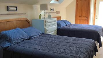 4 bedrooms, WiFi, bed sheets