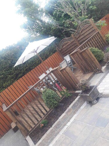 Carndonagh - 3-bedrooms - Sleeps 6/7 - Garden