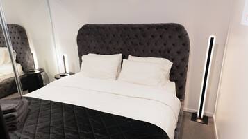 1 Schlafzimmer, Bügeleisen/Bügelbrett, kostenloses WLAN, Bettwäsche