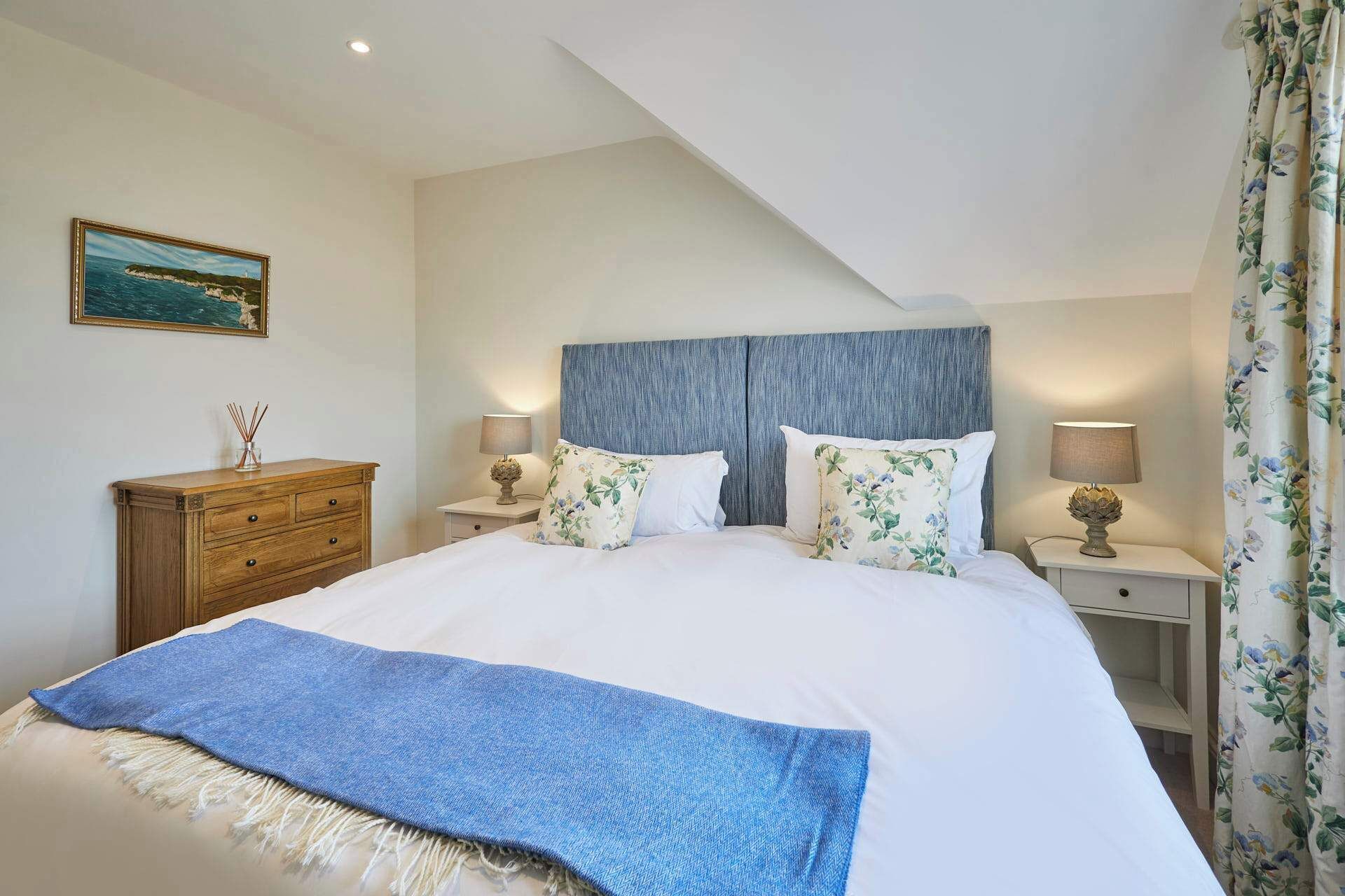 4 chambres, fer et planche à repasser, lit parapluie, Wi-Fi