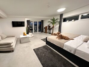 1 chambre, Wi-Fi gratuit, draps fournis