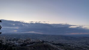 Miscellaneous - Charming 1-bedroom villa in welcoming Amman with WiFi, AC (Amman)