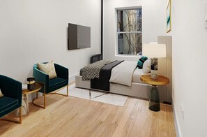 2 bedrooms, iron/ironing board, travel crib, free WiFi