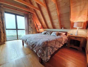 4 camere, ferro/asse da stiro, Wi-Fi, lenzuola