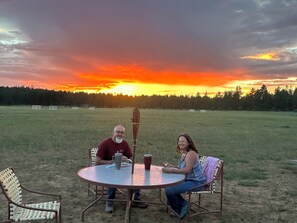 Outdoor dining - Working Ranch Home 100% off the grid in Williams, AZ (Williams)