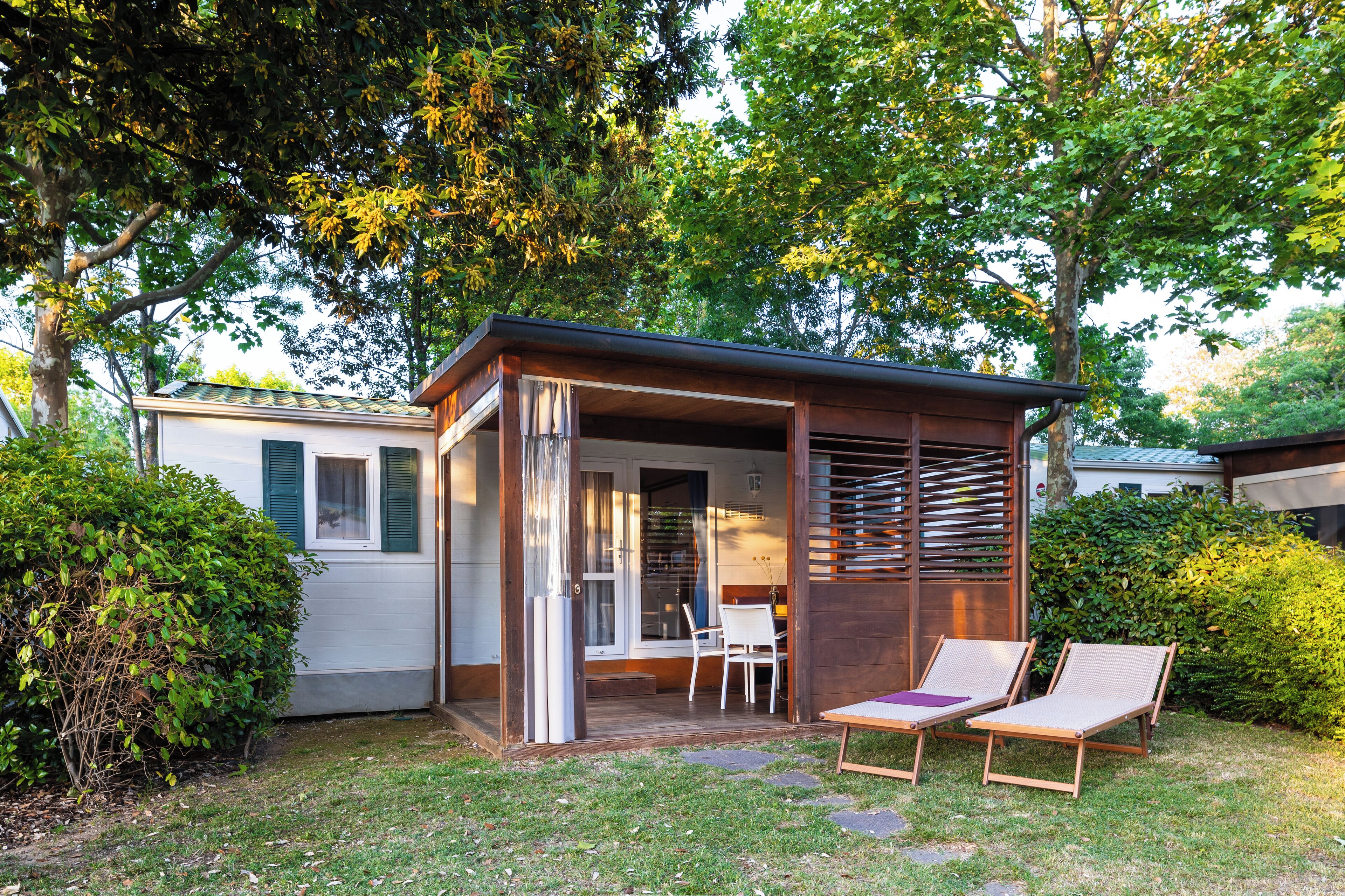 2 habitaciones, caja de seguridad en la habitación y ropa de cama 