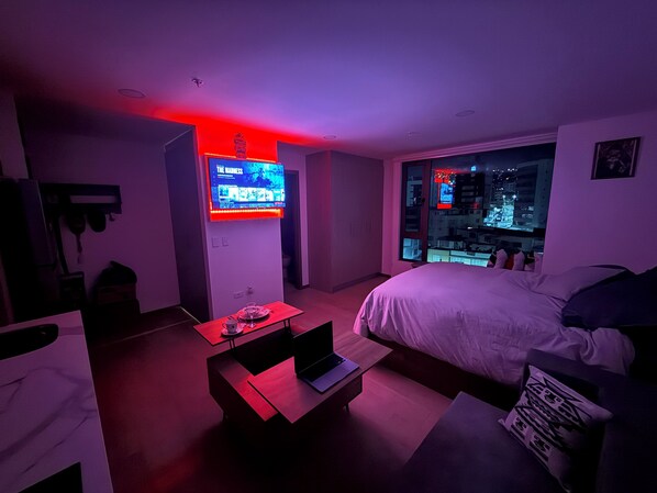 1 bedroom, iron/ironing board, WiFi, bed sheets - Delightful, cozy, beautiful studio with WiFi in charming Quito (Quito)