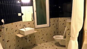 Superior Room | Bathroom | Shower, slippers, towels, soap