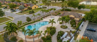 3-Bed with pool - Close to beach