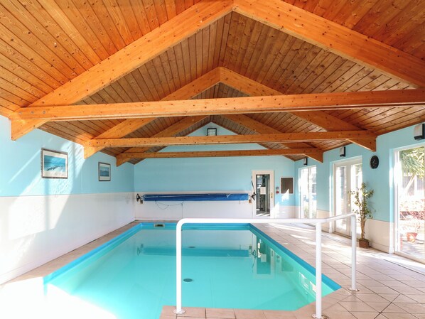 Una piscina techada