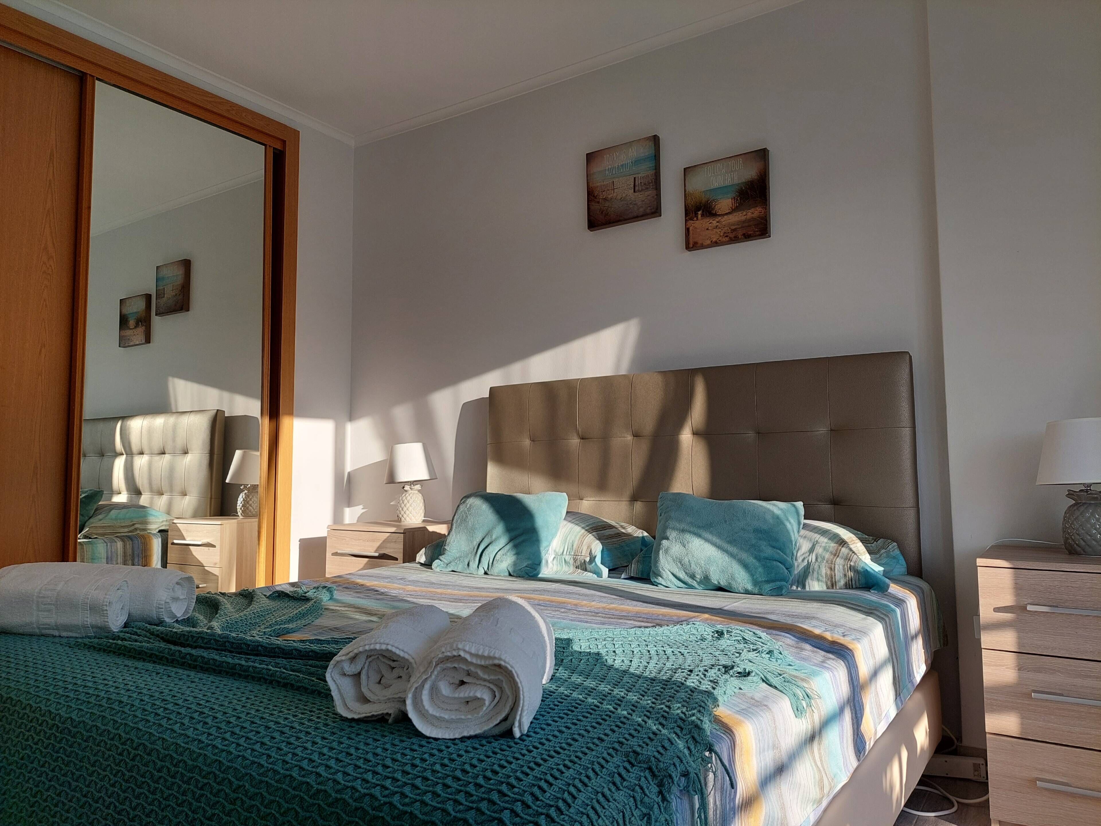 1 bedroom, iron/ironing board, internet, bed sheets