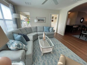 TV - Villages, backs up to peaceful pasture! Spectacular sunsets & view of wildlife. (The Villages)