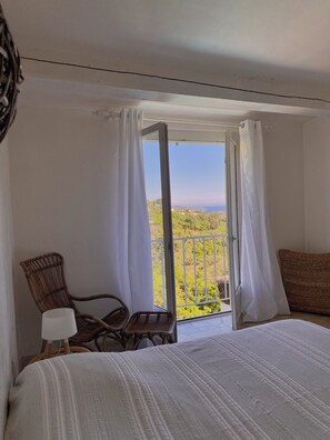 4 soverom, strykejern/-brett og wi-fi (inkludert)