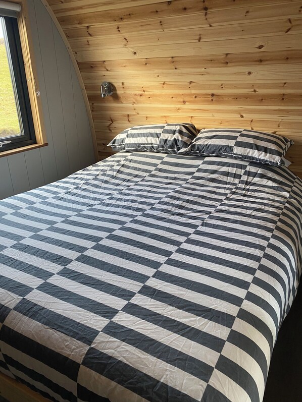 1 Schlafzimmer, Schreibtisch, Bügeleisen/Bügelbrett, kostenloses WLAN