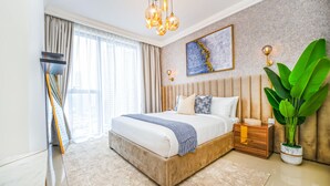 Apartment, 2 Bedrooms, Pool Access | 2 bedrooms, WiFi (free), bed sheets - Easygo-upscale 2BR /iconic View Bldp03 (Dubai)