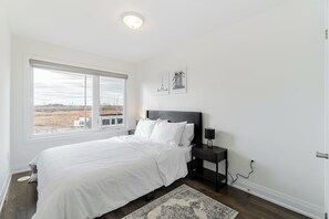 3 chambres, fer et planche à repasser, Wi-Fi, literie fournie