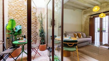 Appartement Design, patio, vue cour intérieure | Terrasse/Patio