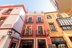 Fachada de la propiedad