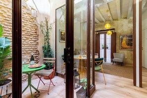 Design Apartment, Patio, Courtyard View | Terrace/patio - One&Lux Casa Barrabas (Seville)