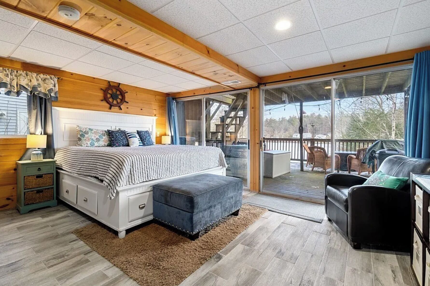 Master bedroom (King bed) with view to deck and lake