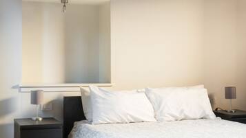 1 camera, Wi-Fi, lenzuola