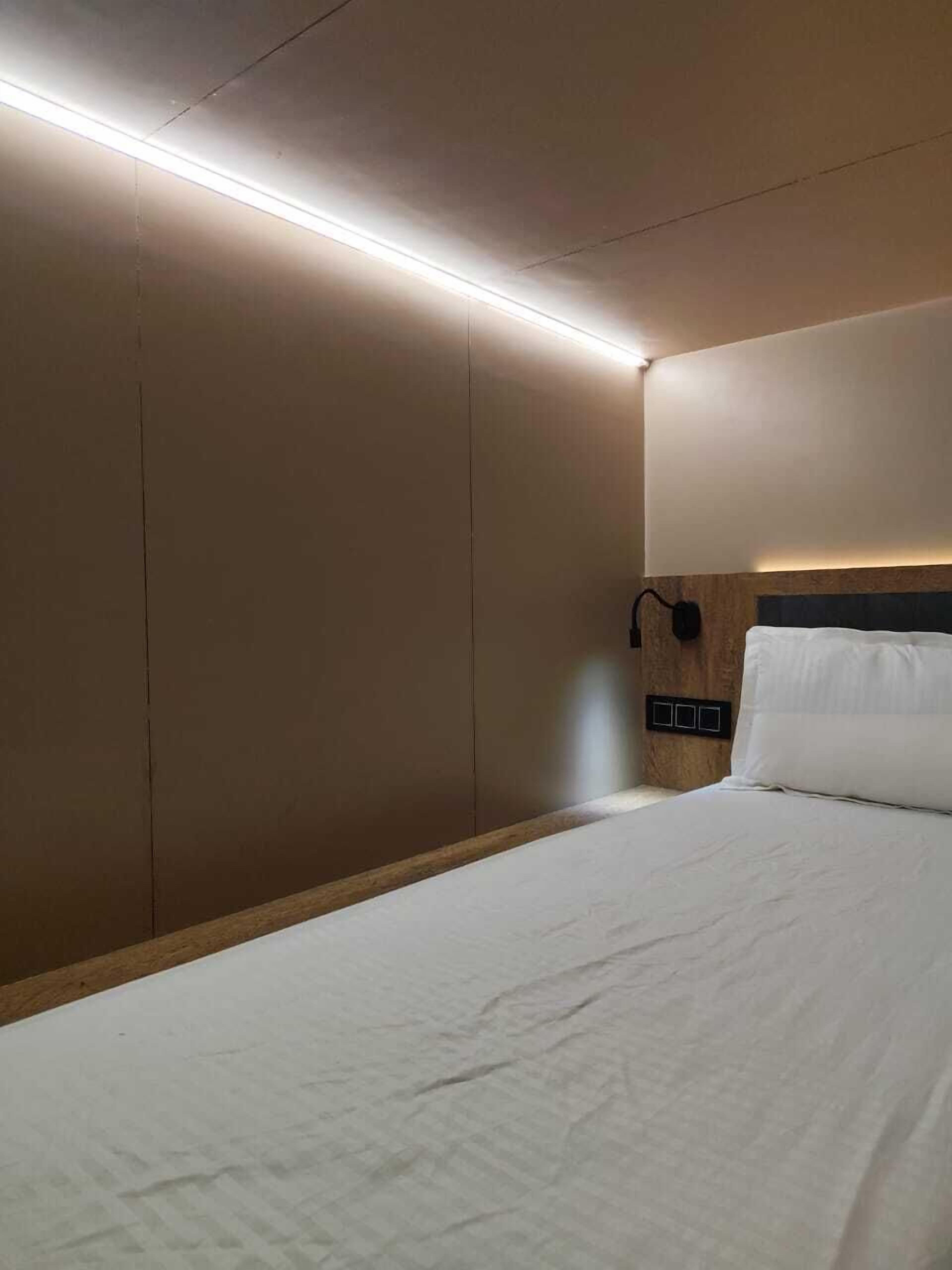 Espacio para trabajar con un portátil y wifi gratis