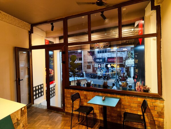 Restaurant - C2 PODS (Varanasi)