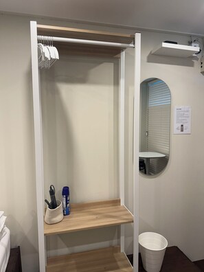 Basic Quadruple Room (non-Korean nationals only)