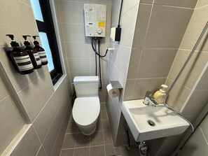 Basic Single Room (non-Korean nationals only) | Salle de bain