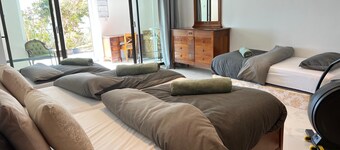 Seaview Apartment in Charming Onchan - Sleeps 4, Fast WiFi