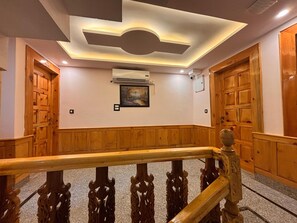Interior detail - Bombay Residency (Pahalgam)