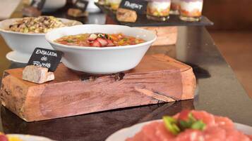 Free daily buffet breakfast