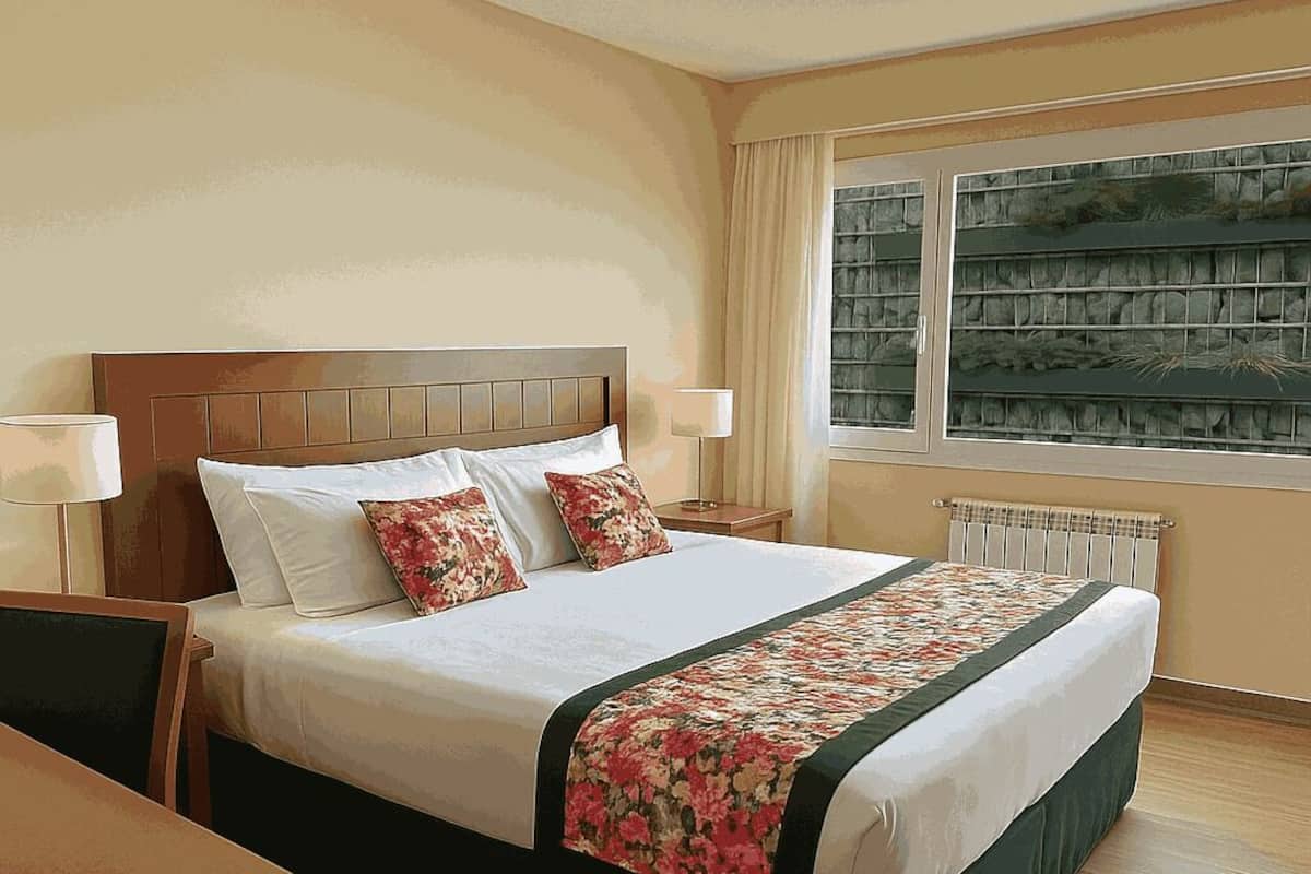 1 bedroom, in-room safe, laptop workspace, free WiFi