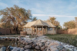 Executive Suite, Desert View | Terrace/patio - UNAI Atacama Luxury Tents (San Pedro de Atacama)