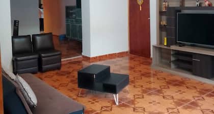 Fabulous 4-bedroom house with WiFi in Urubamba