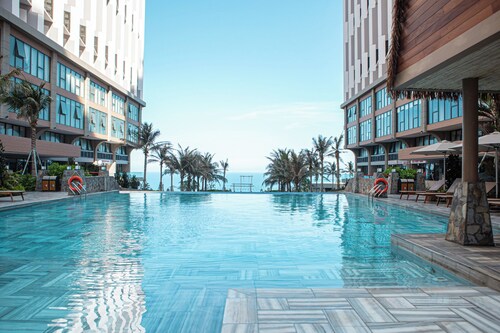 Apec Mandala Sunrise & Sea View