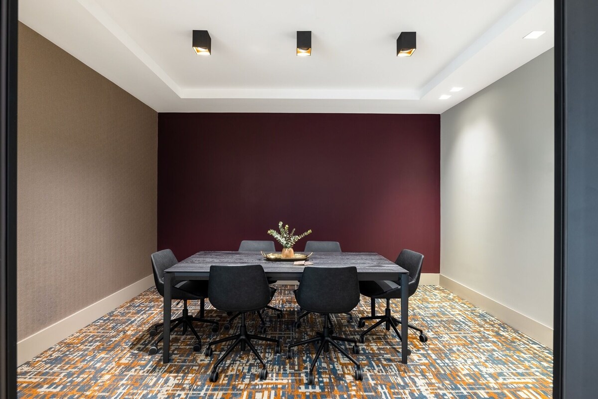 Photo 11 of Designer Luxury in Center City