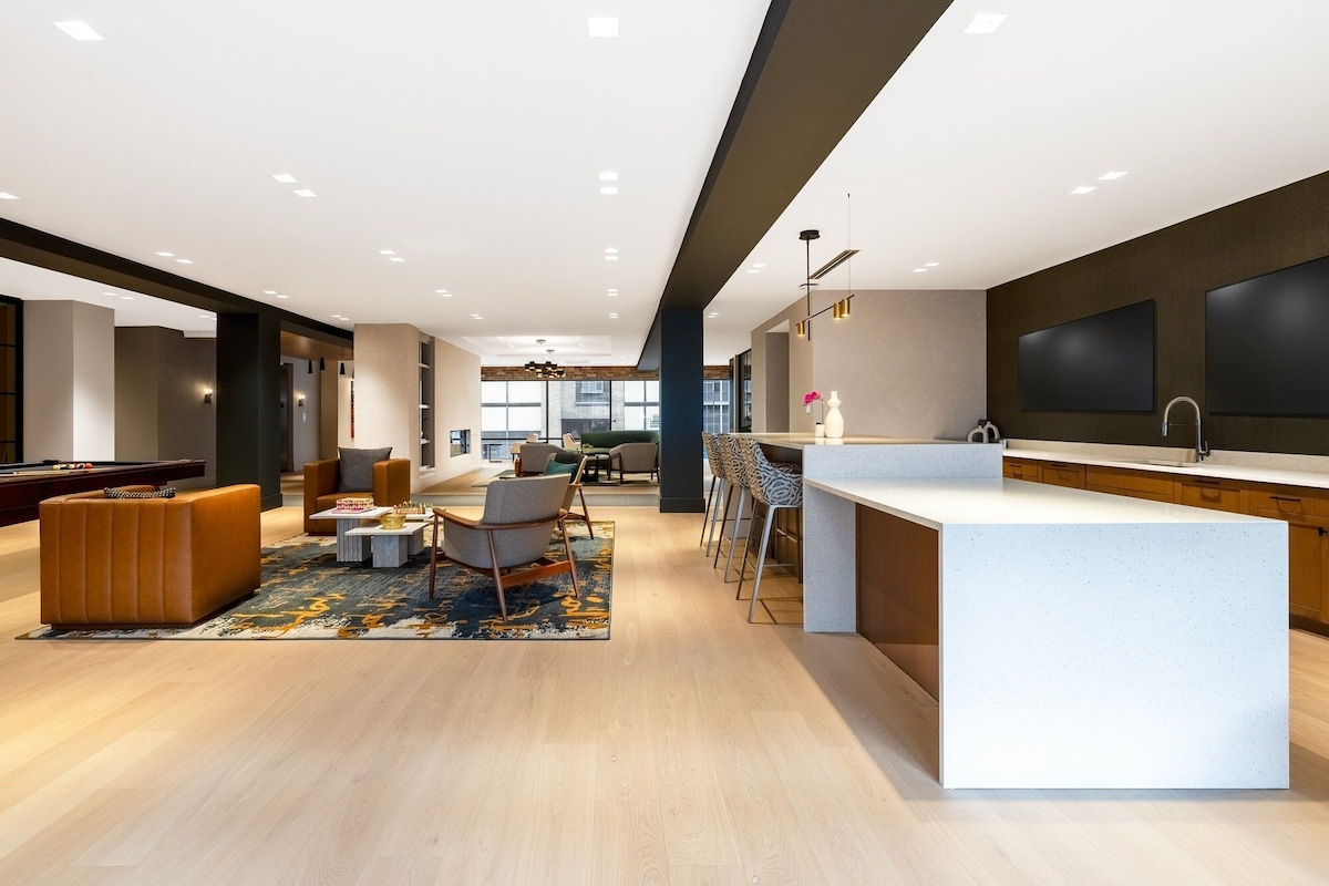Photo 20 of Designer Luxury in Center City