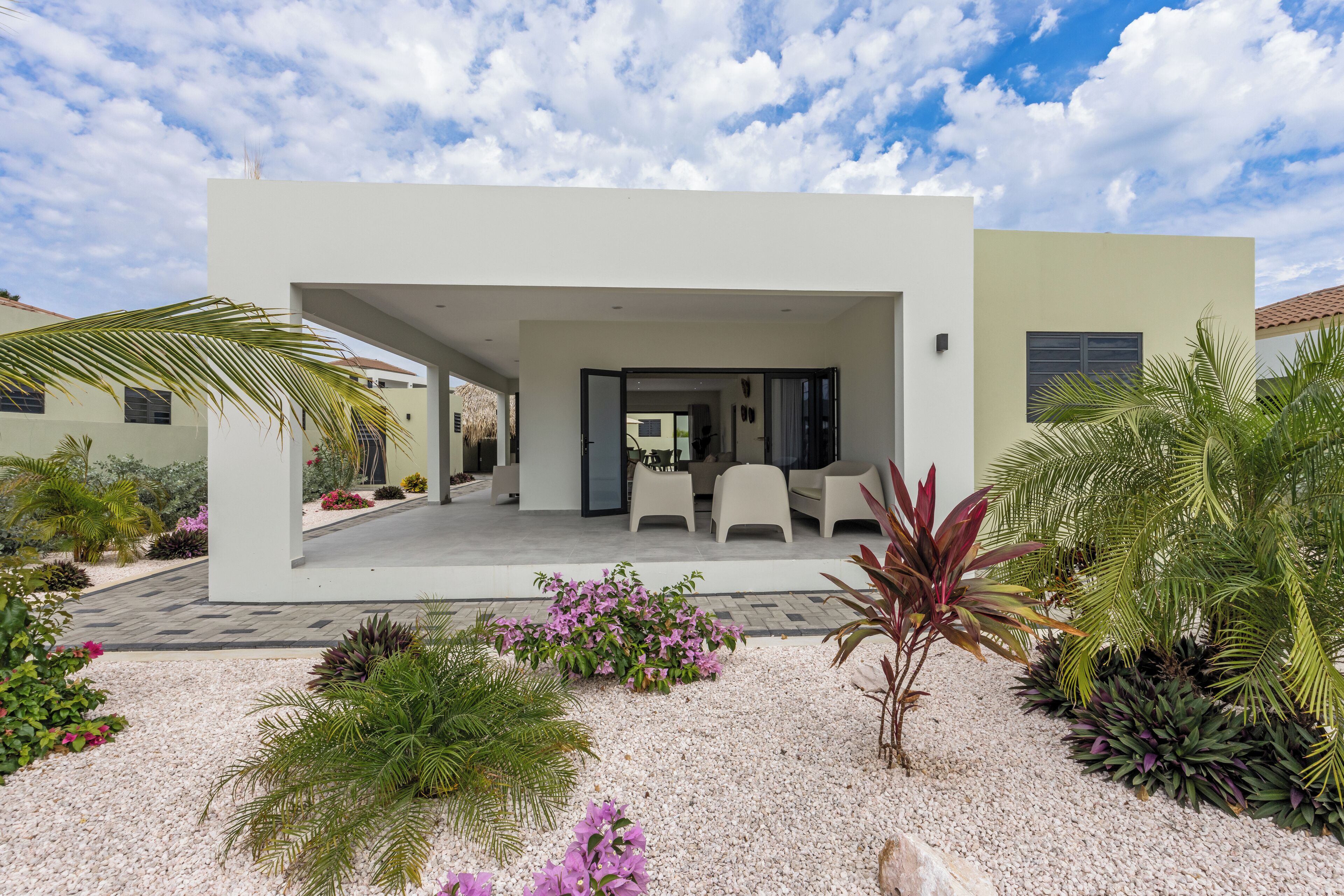 Foto - Infinity Blue villa with private pool at Mambo Beach