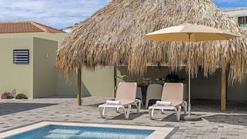 Private pool