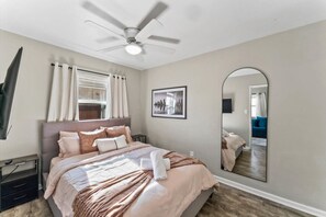 1 camera, una scrivania, ferro/asse da stiro, Wi-Fi