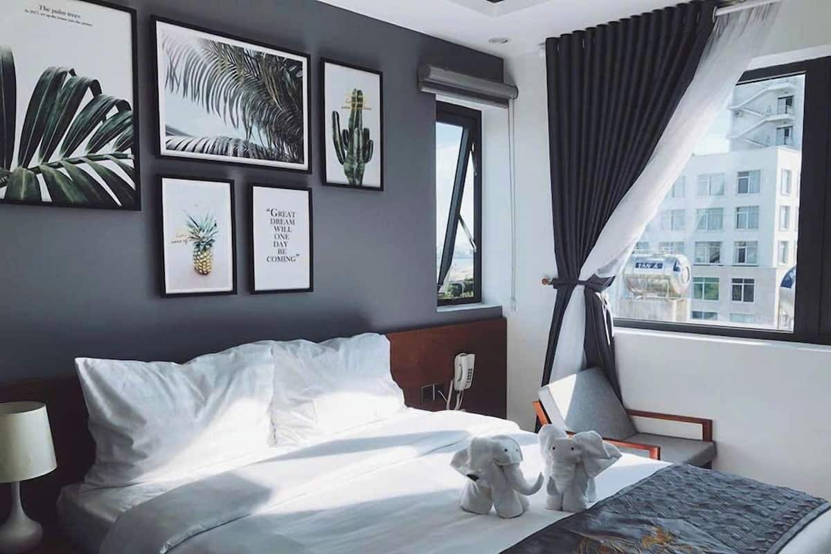 Quarto superior, vista para o rio | Cortinas blackout, quartos à prova de som, ferros/tábuas de passar roupa
